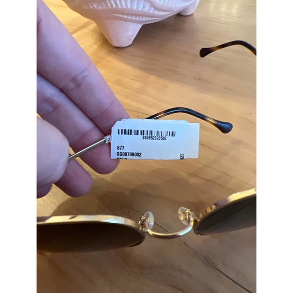 Gucci Gold Metal Square Women's Sunglasses One Size NWT - Picture 4 of 10